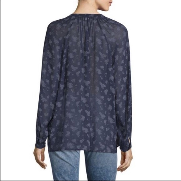 VINCE Calico Silk Floral Pleat V Neck Balloon Long Sleeve Coastal Blue Blouse M - Picture 12 of 13